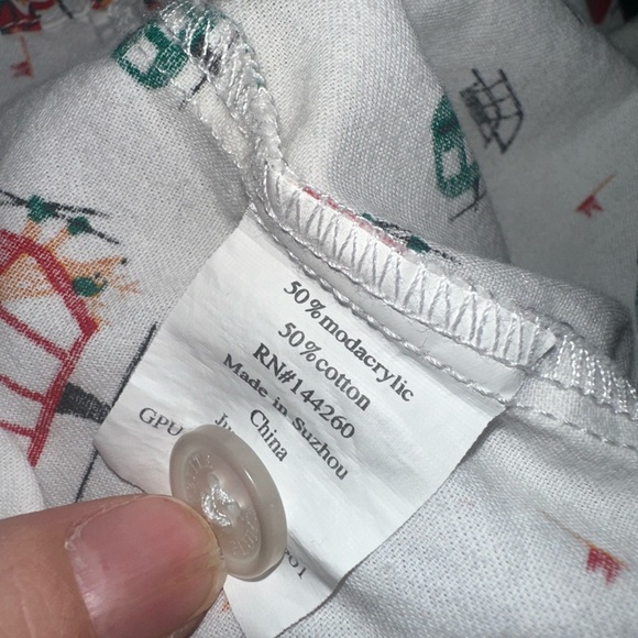 ⛷️RARE Petite Plume Ski lift & Ski PJ top - Picture 10 of 13